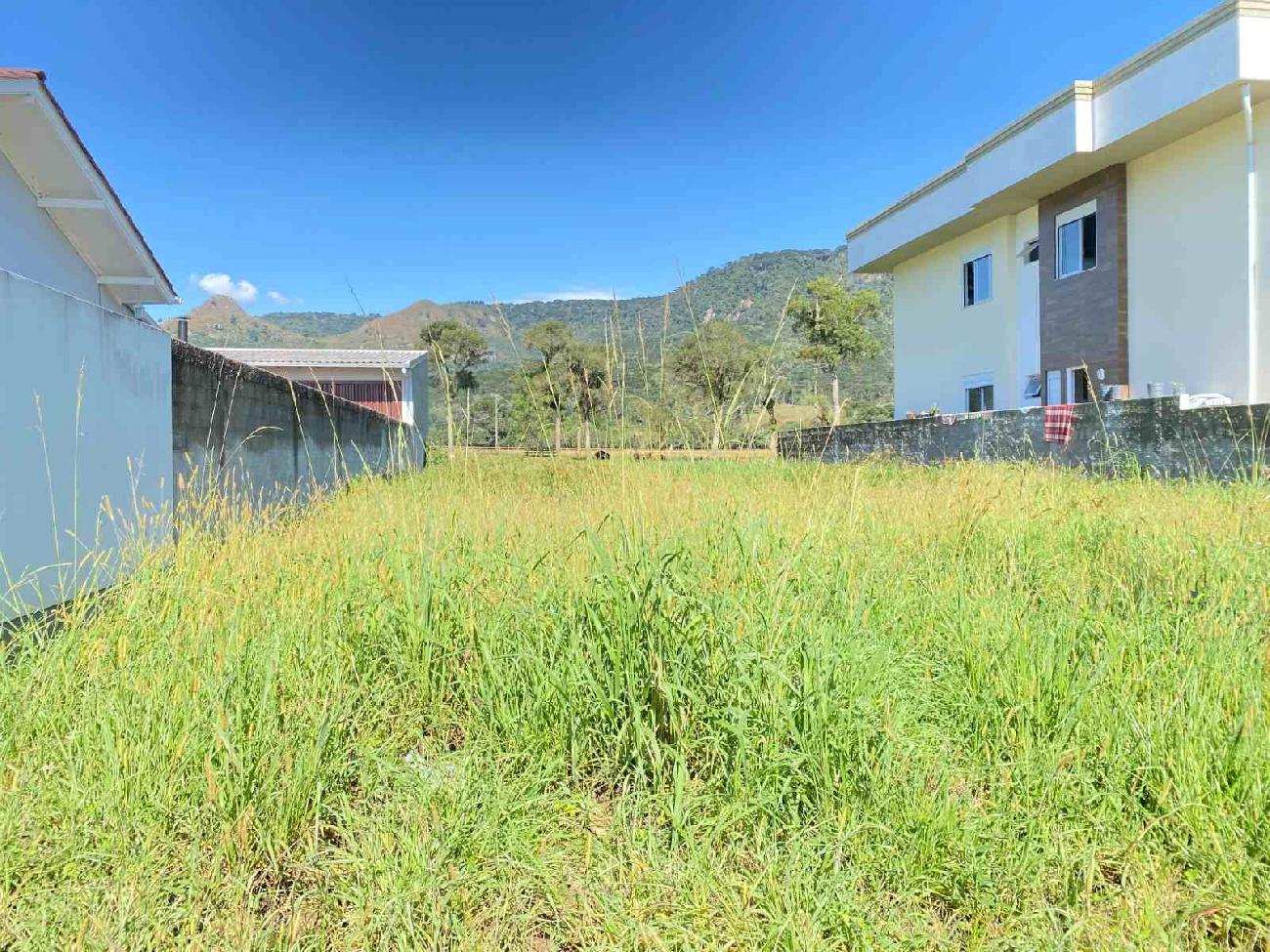 Lote urbano com 360m�