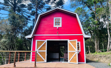 Terreno a Venda com Celeiro - Pronto para morar