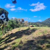 2 HECTARES COM DUAS CASAS EM URUBICI