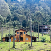 Terreno de dois hectares com duas casas em Urubici
